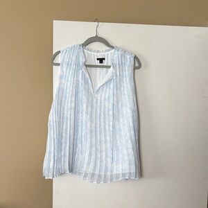 Women's Light Blue Sleeveless Top